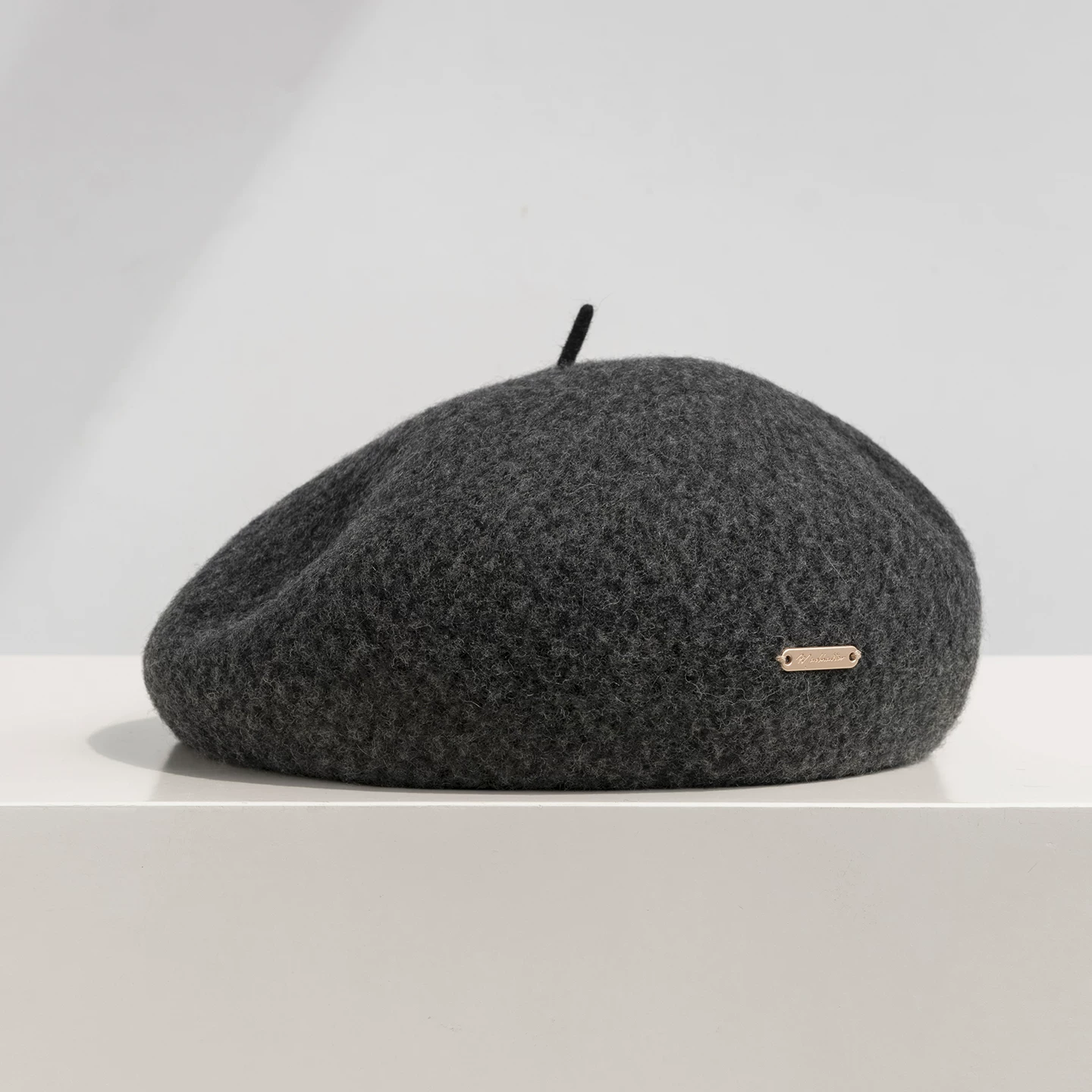 VIOLETTE — Wool colour-block hat